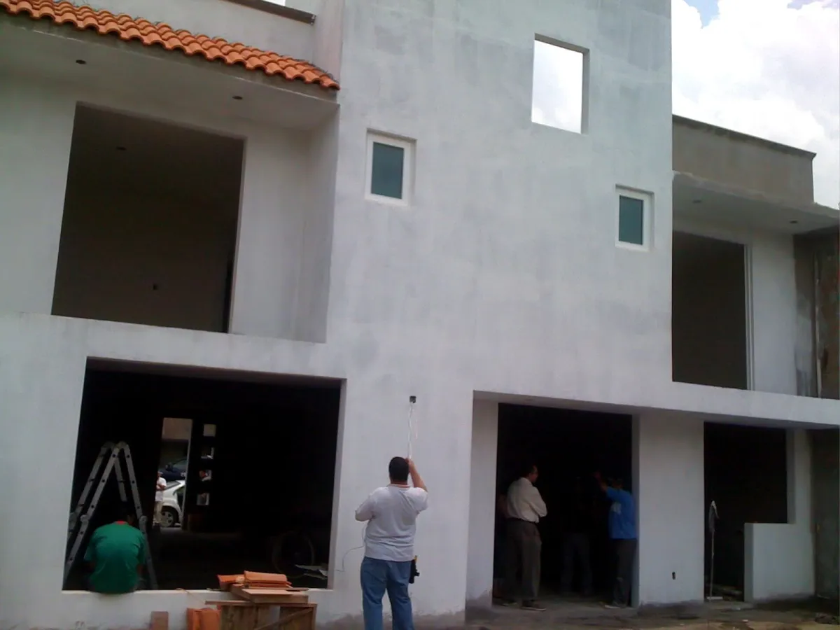Remodelación y acabados de obra residencial por TEZCAT